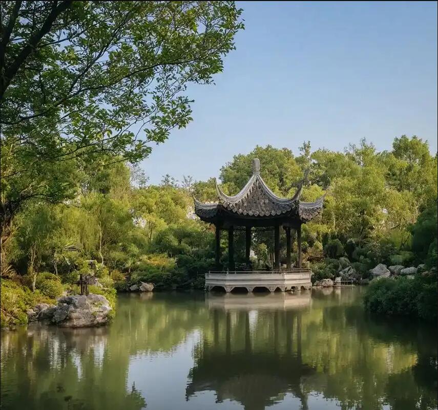 安顺西秀夏日餐饮有限公司